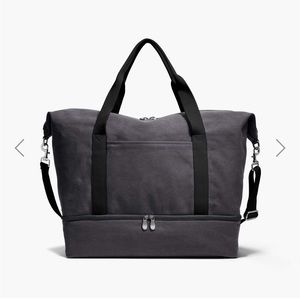 Lo & Sons Catalina deluxe tote in ash.